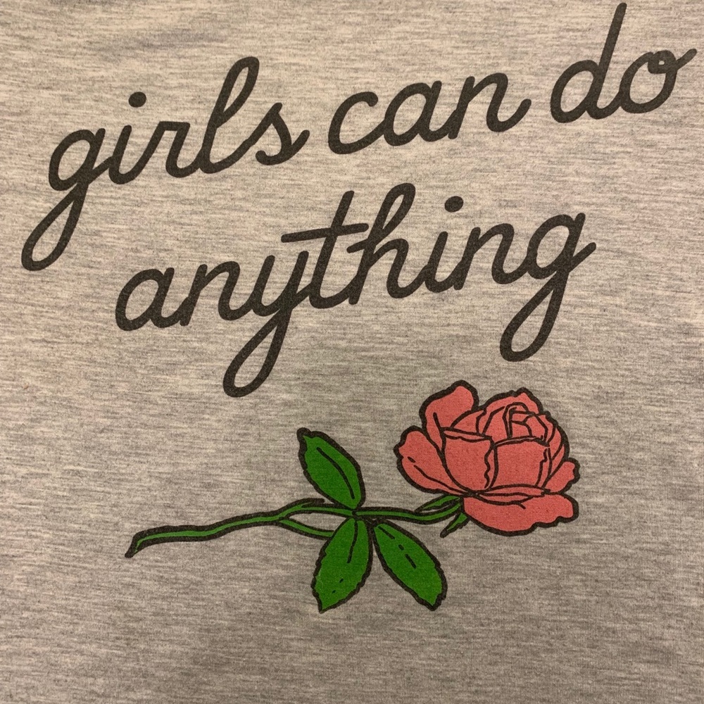 Freeze “Girls can do Anything” High-Low Top - Picture 2 of 4